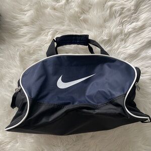 Nike duffle bag